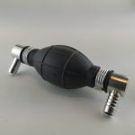 Ręczna pompka do paliwa dwukątowa 10mm (gruszka) - obrazek 2